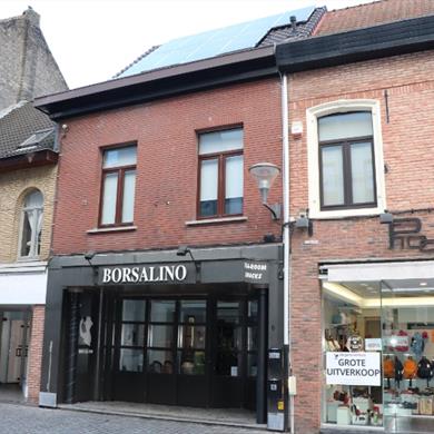 Opbrengsteigendom Te koop Boom